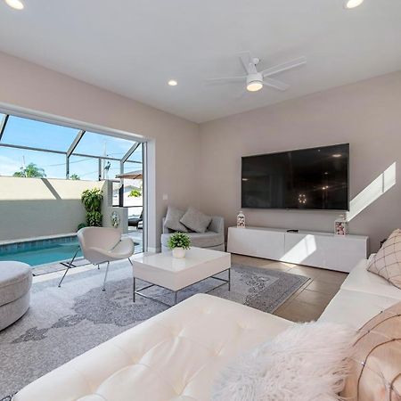 Vacation Home With Pool. 4 Bedrooms. Sleeps 10 North North Naples 외부 사진