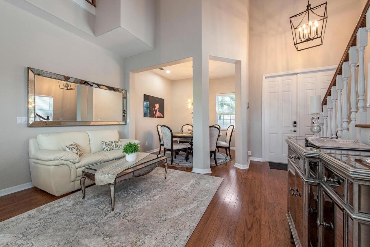 Vacation Home With Pool. 4 Bedrooms. Sleeps 10 North North Naples 외부 사진