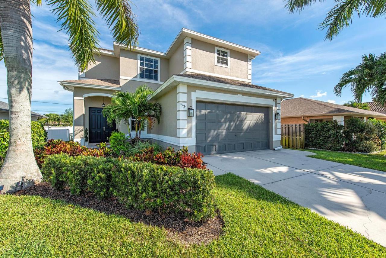 Vacation Home With Pool. 4 Bedrooms. Sleeps 10 North North Naples 외부 사진